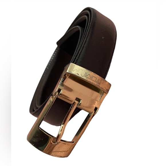Tumi Other - Tumi  38 leather belt